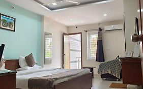 Sugamya Corner Guesthouse